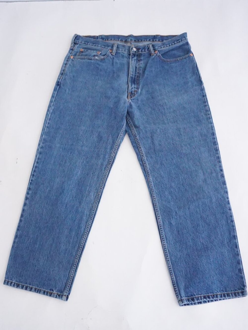 Levi's Blue 550 Medium Wash Red Tab Relaxed Tapered Classic Five Pocket Jeans 38